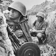 1944-German-siege-of-Leningrad-ends